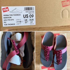 Fitflop size 9 - Burgundy